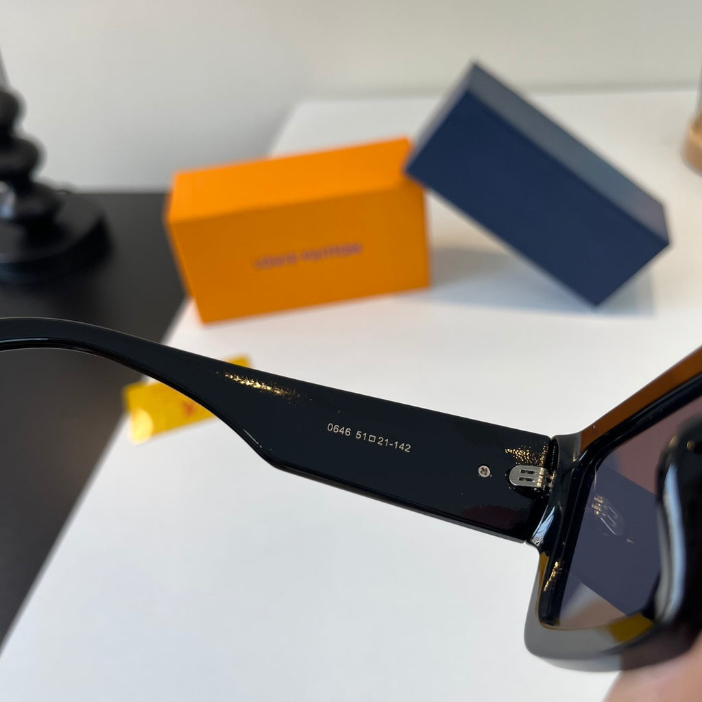 Louis Vuitton Fashion Black Lens Sunglasses for Men & Women - 493065 - detail image 8