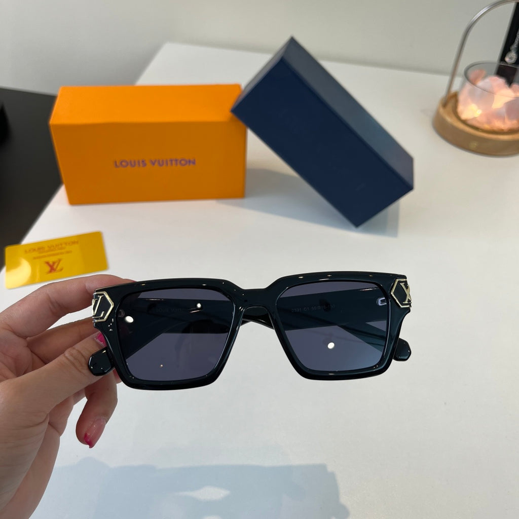 Louis Vuitton Fashion Black Lens Sunglasses for Men & Women - 448669 - detail image 6