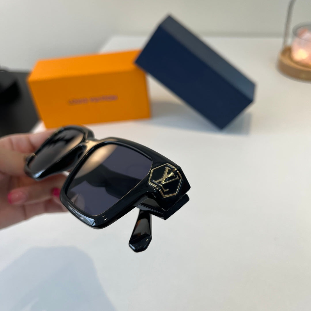 Louis Vuitton Fashion Black Lens Sunglasses for Men & Women - 493067 - detail image 7