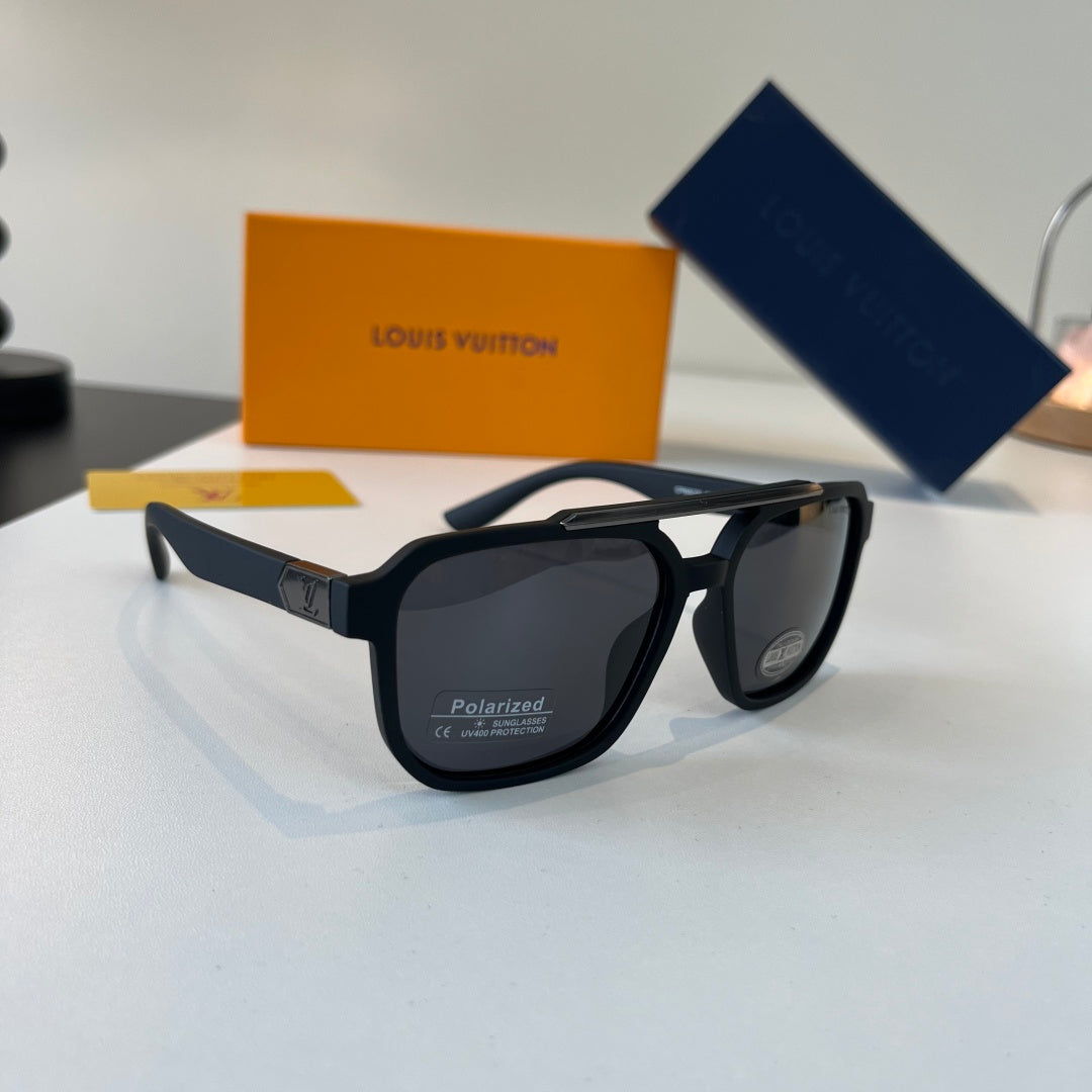 Louis Vuitton Fashion Black Lens Sunglasses for Men & Women - 493069