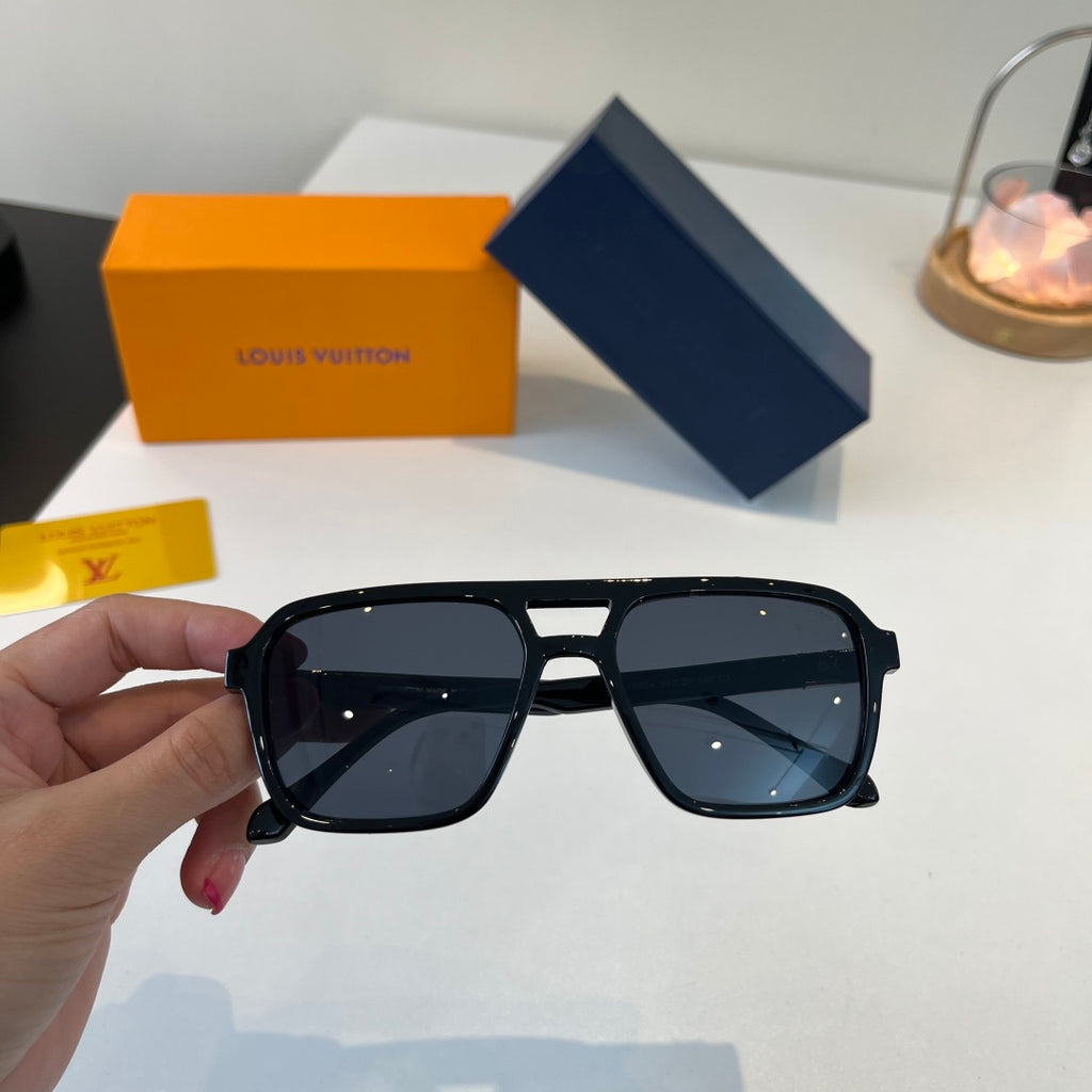 Louis Vuitton Fashion Black Lens Sunglasses for Men & Women - 493070 - detail image 4