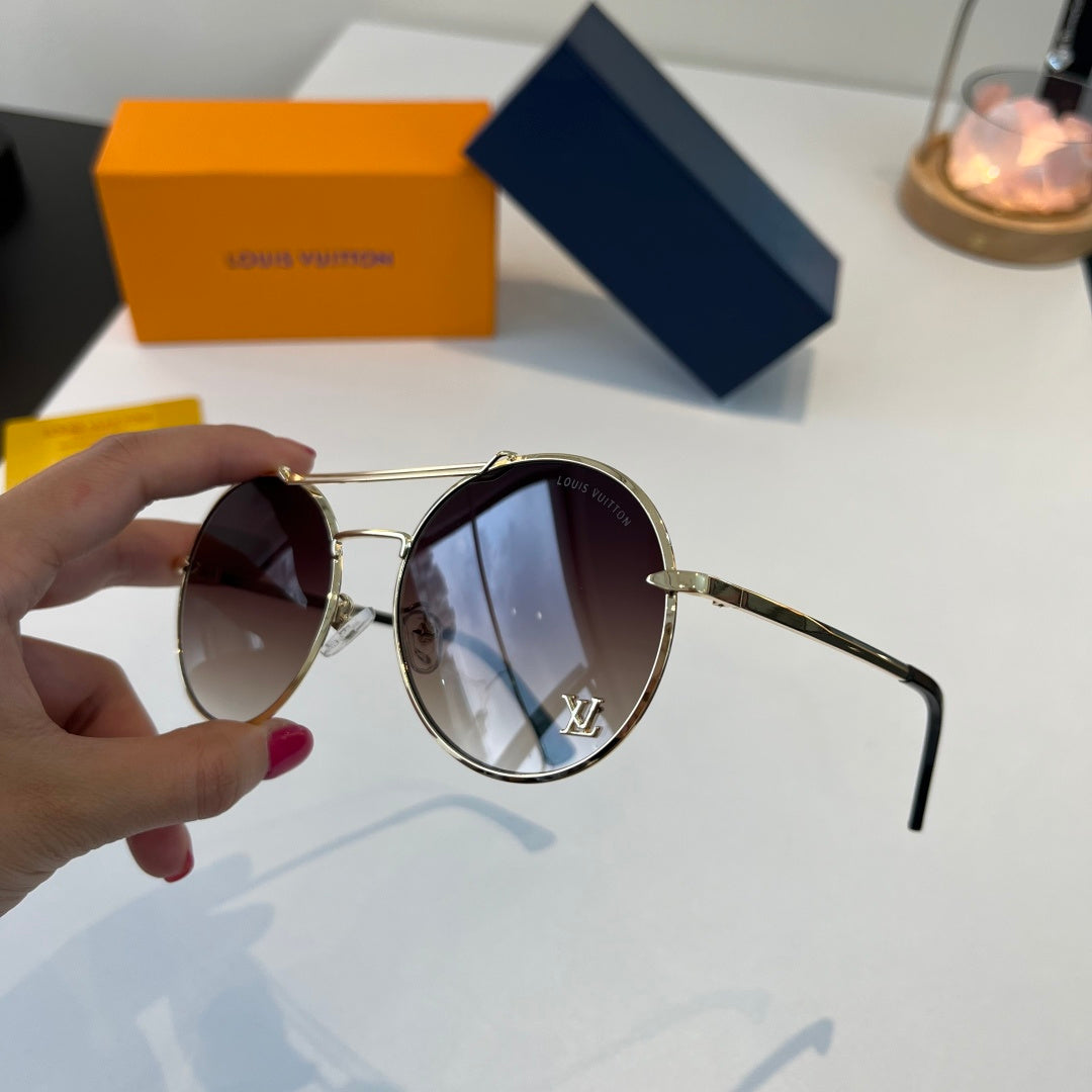 Louis Vuitton Metal Aviator Silver Lens Sunglasses for Men & Women - 493075 - detail image 4