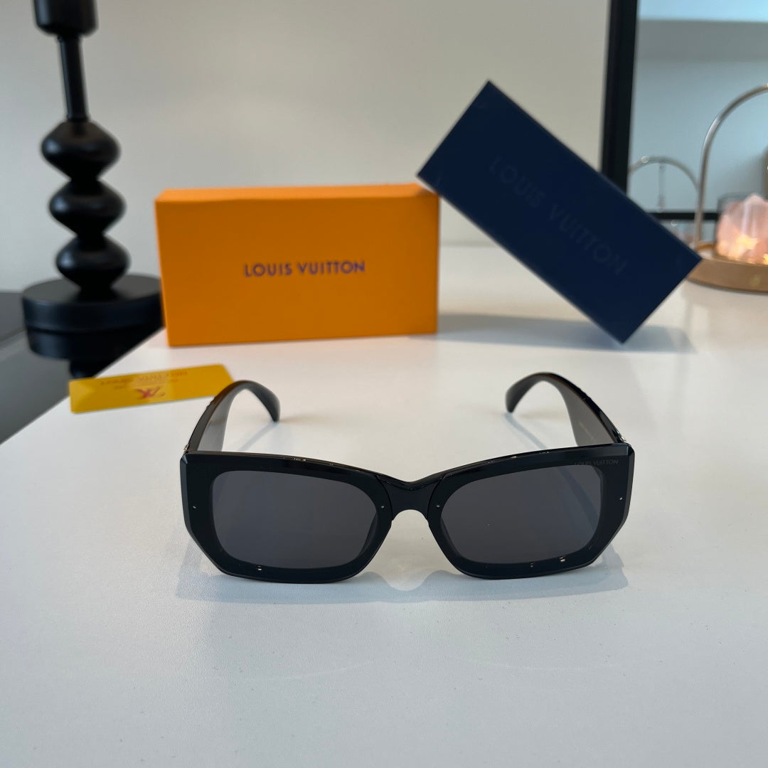 Louis Vuitton Fashion Black Lens Sunglasses for Men & Women - 493077 - detail image 2