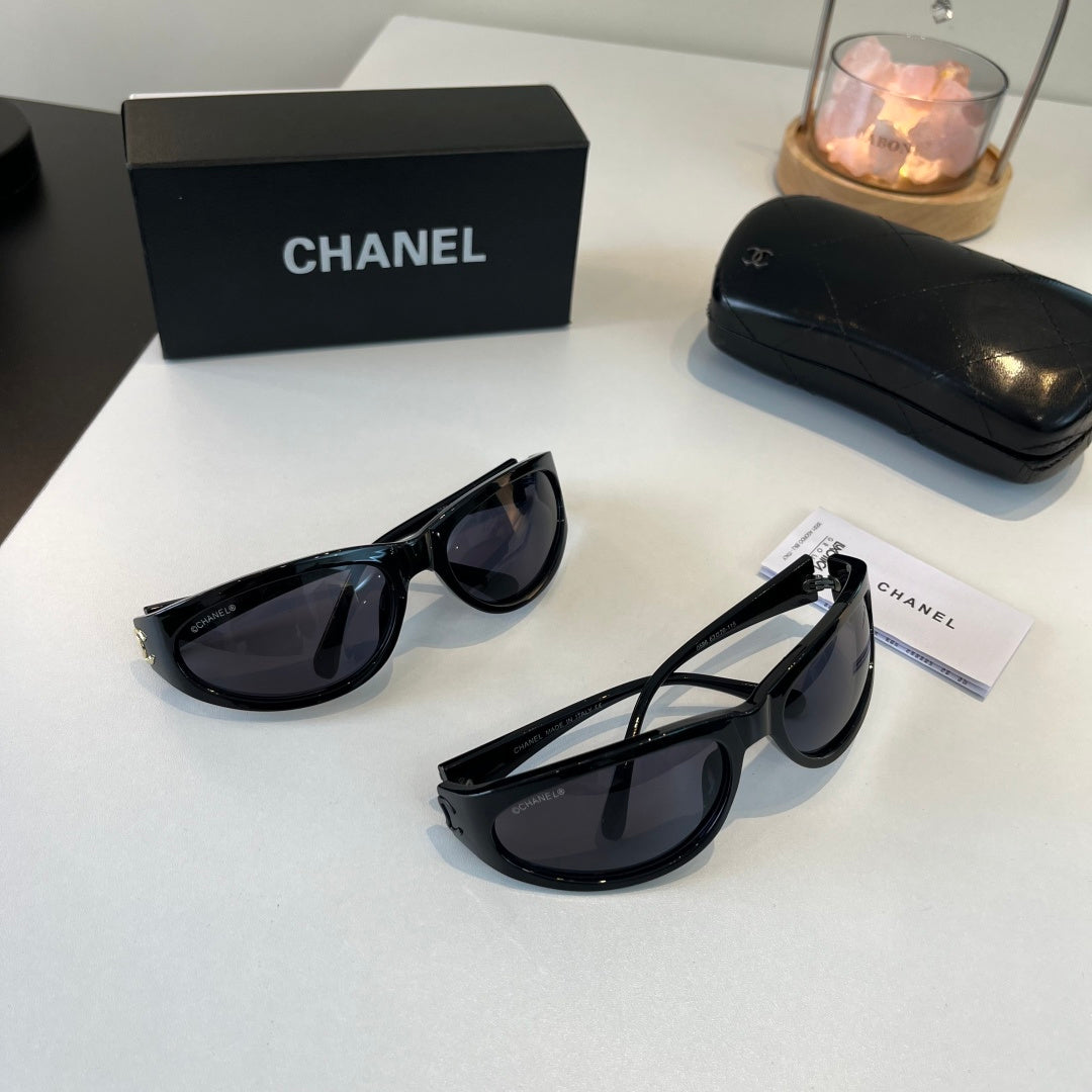 Chanel Fashion Black Lens Sunglasses for Men & Women - 493630 - detail image 10