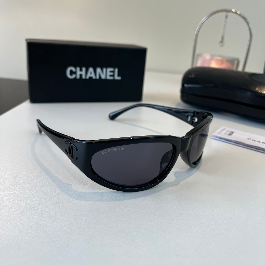 Chanel Fashion Black Lens Sunglasses for Men & Women - 493630