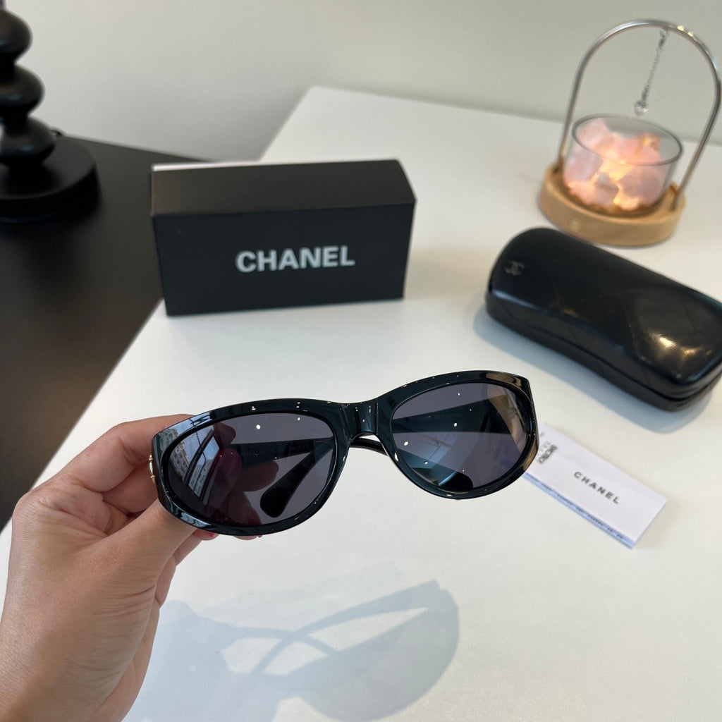 Chanel Fashion Black Lens Sunglasses for Men & Women - detail image 5