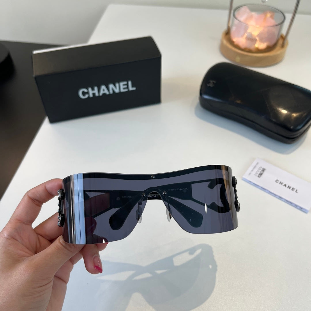 Chanel Fashion Blue Lens Sunglasses for Men & Women - 493633 - detail image 5