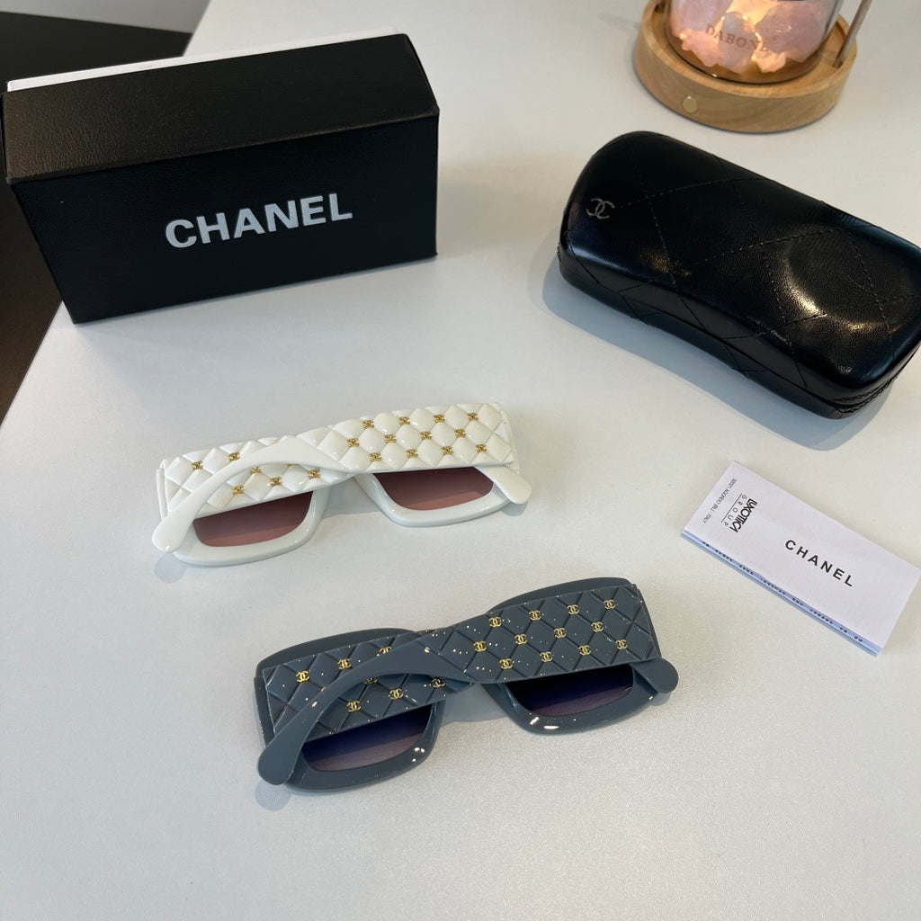 Chanel Fashion Blue Lens Sunglasses for Men & Women - detail image 11