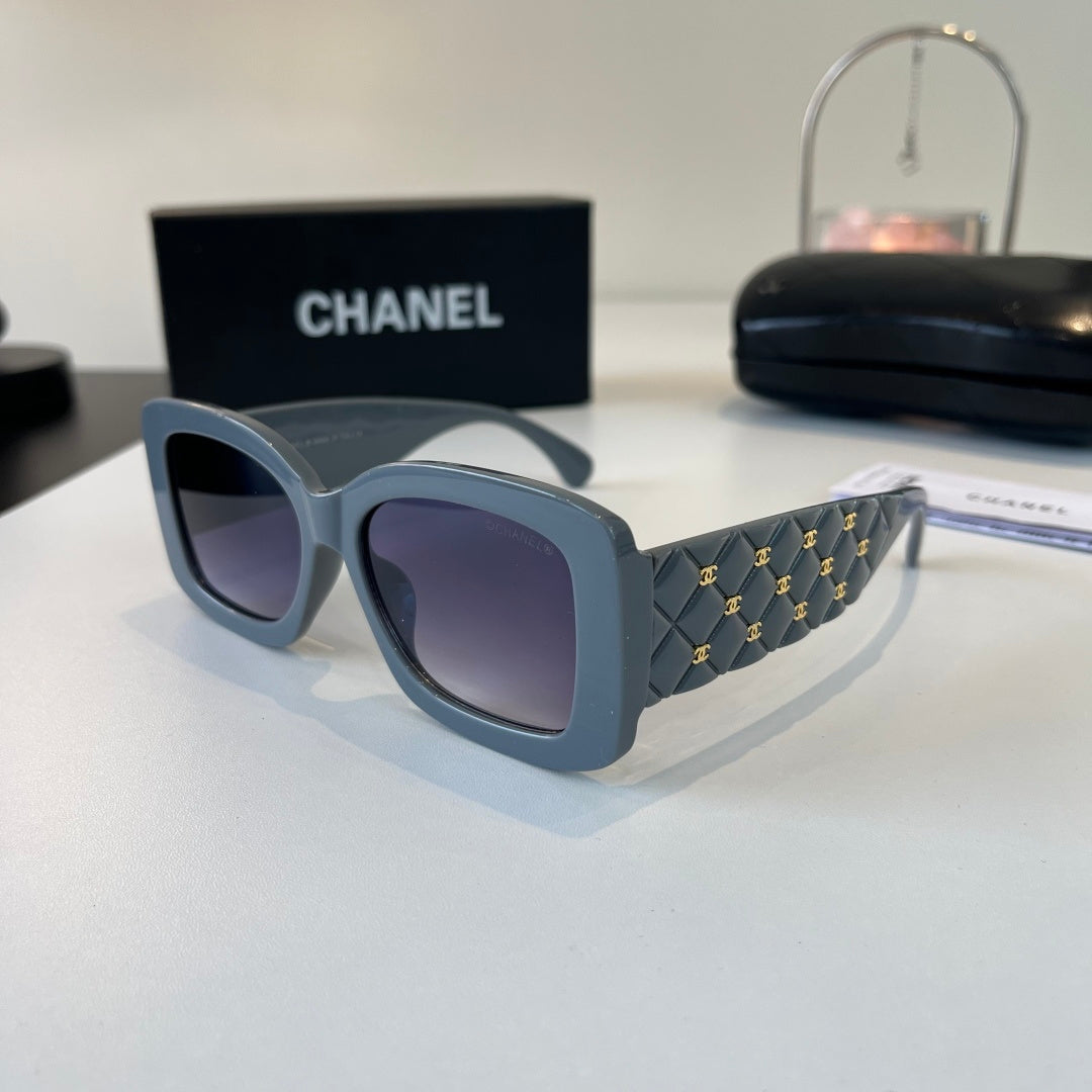 Chanel Fashion Blue Lens Sunglasses for Men & Women - detail image 3
