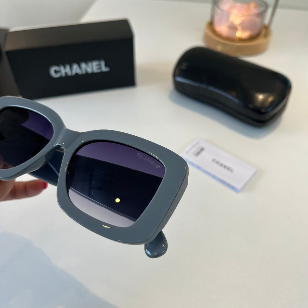 Chanel Fashion Blue Lens Sunglasses for Men & Women - detail image 6