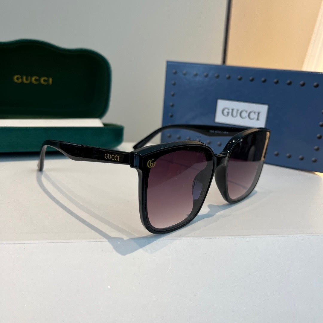 Gucci Oversized Black Lens Sunglasses for Men & Women - 486346