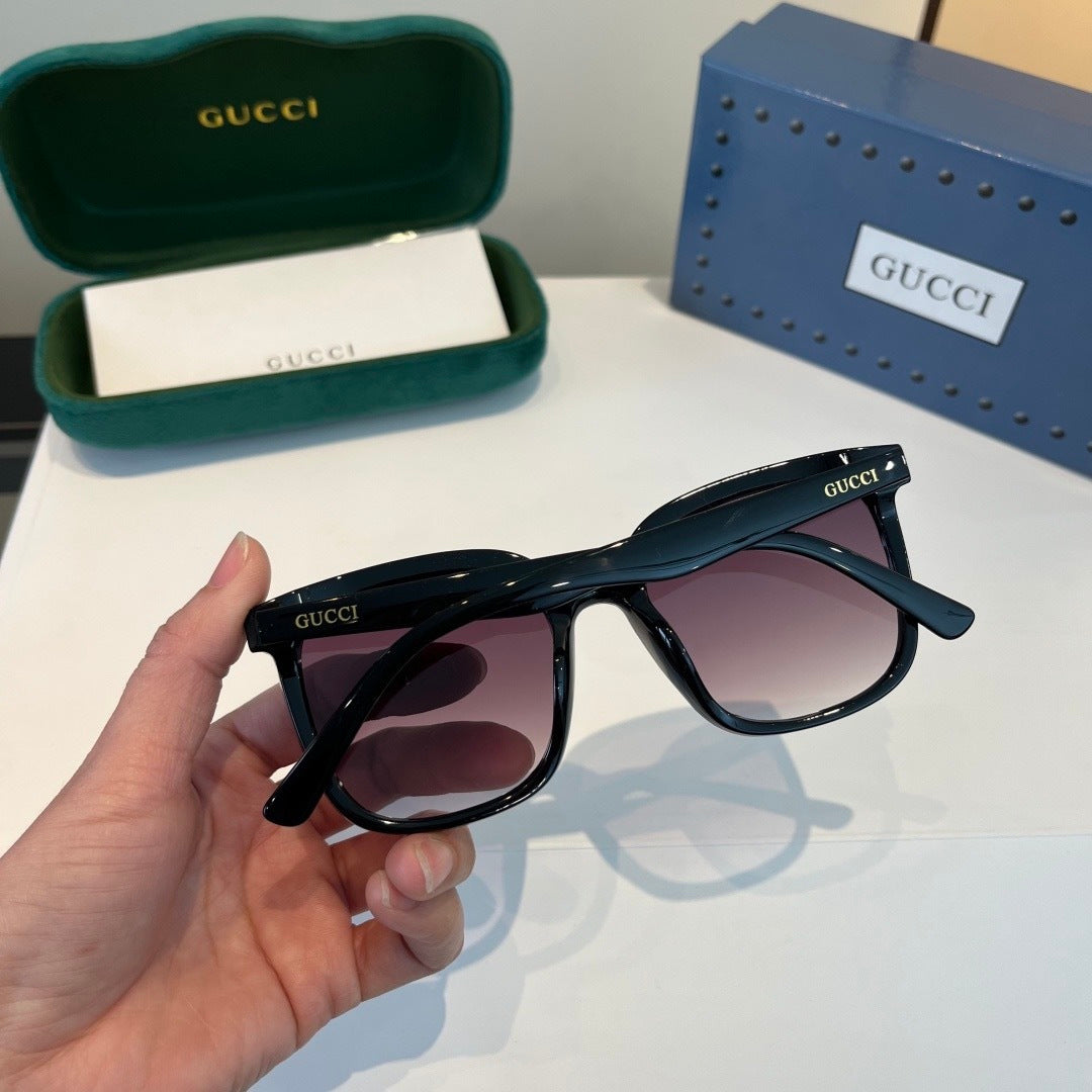 Gucci Oversized Black Lens Sunglasses for Men & Women - 486346 - detail image 7