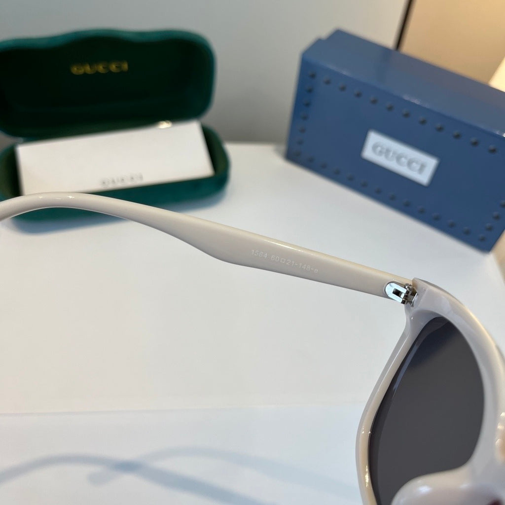 Gucci Oversized Silver Lens Sunglasses for Men & Women - 486347 - detail image 9