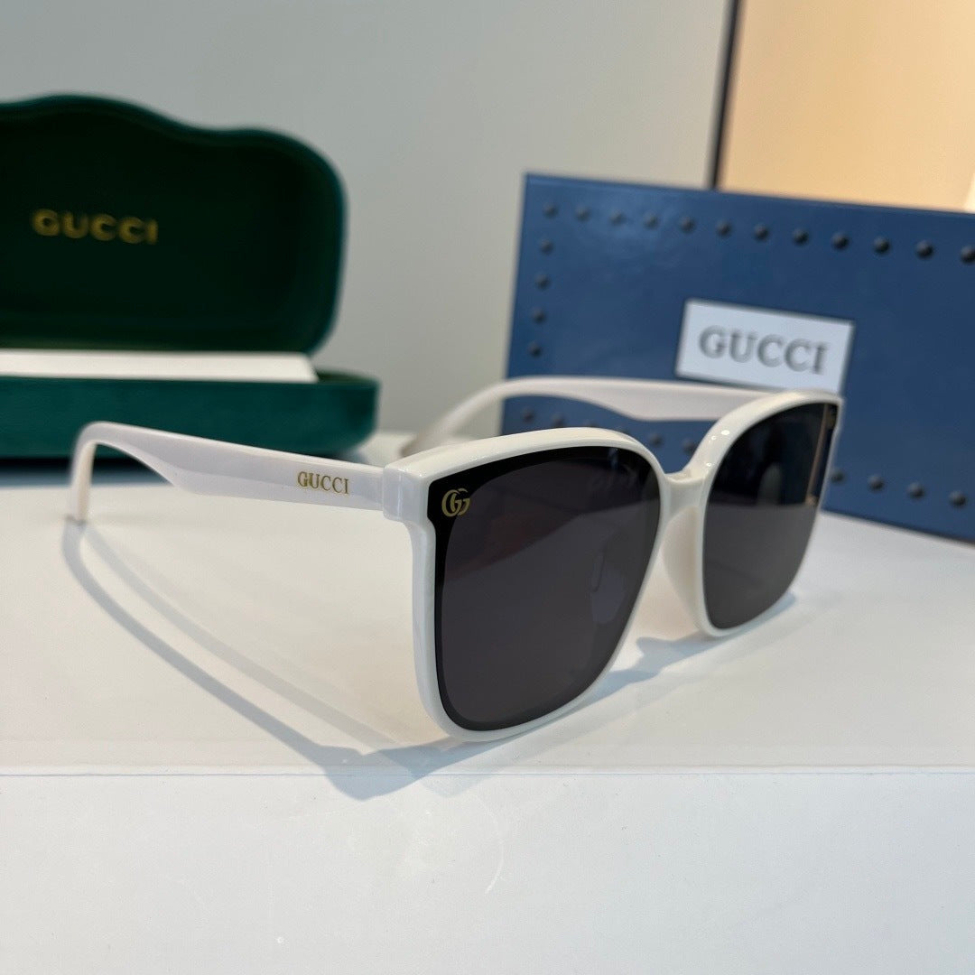 Gucci Oversized Silver Lens Sunglasses for Men & Women - 486347