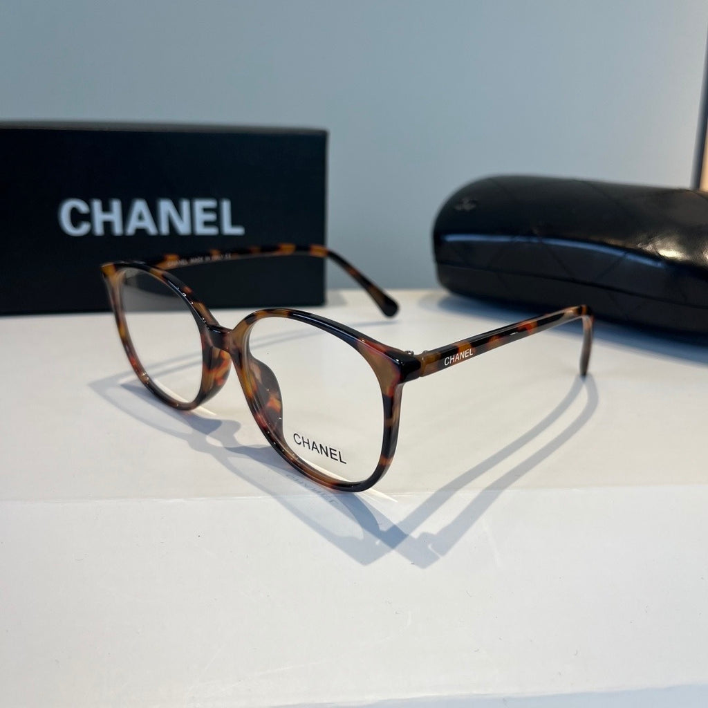Chanel Oversized Black Lens Sunglasses for Men & Women - 465099 - detail image 5