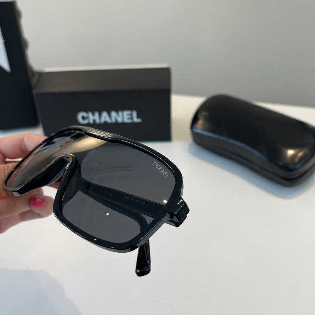 Chanel Fashion Black Lens Sunglasses for Men & Women - 493465 - detail image 7