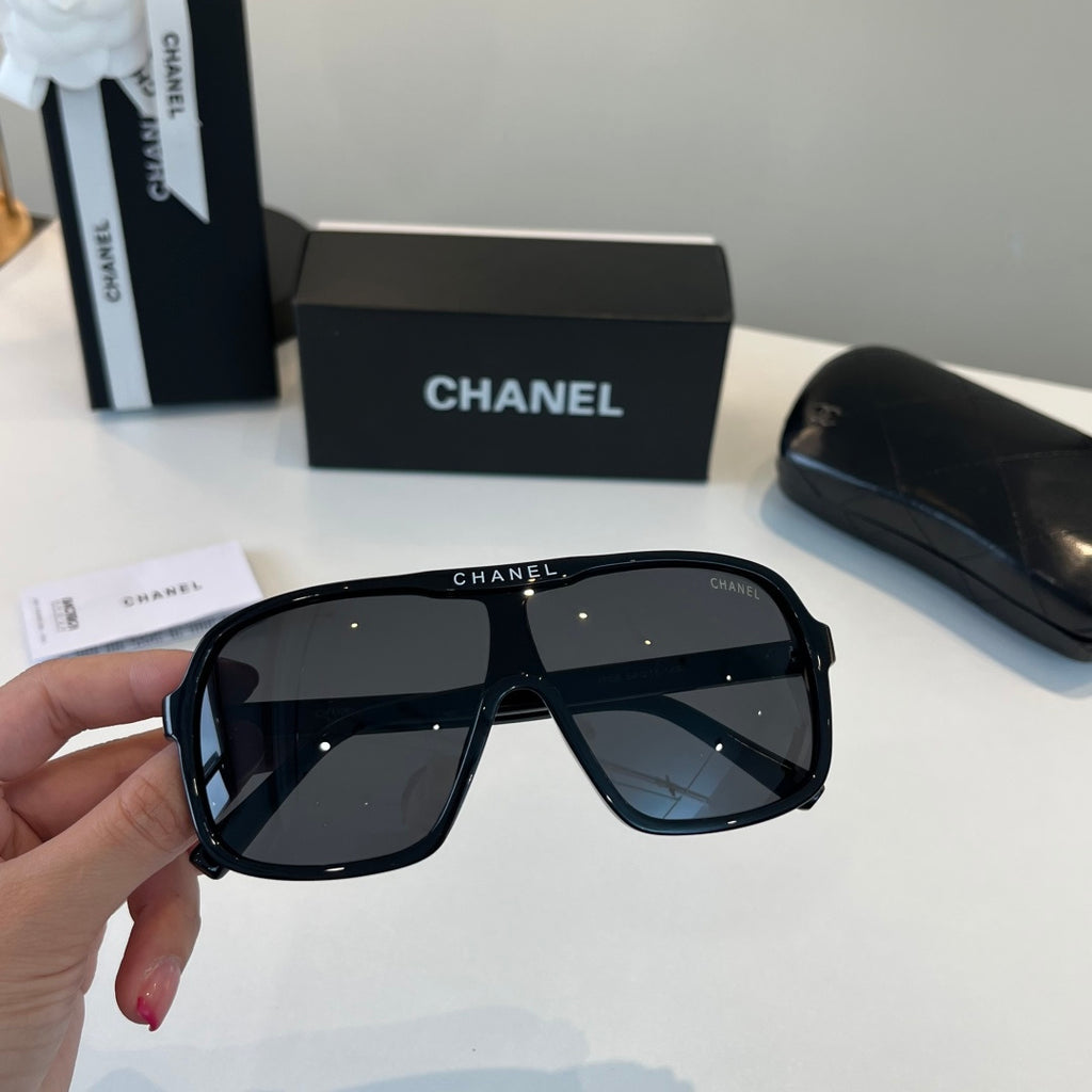 Chanel Fashion Black Lens Sunglasses for Men & Women - 493465 - detail image 5
