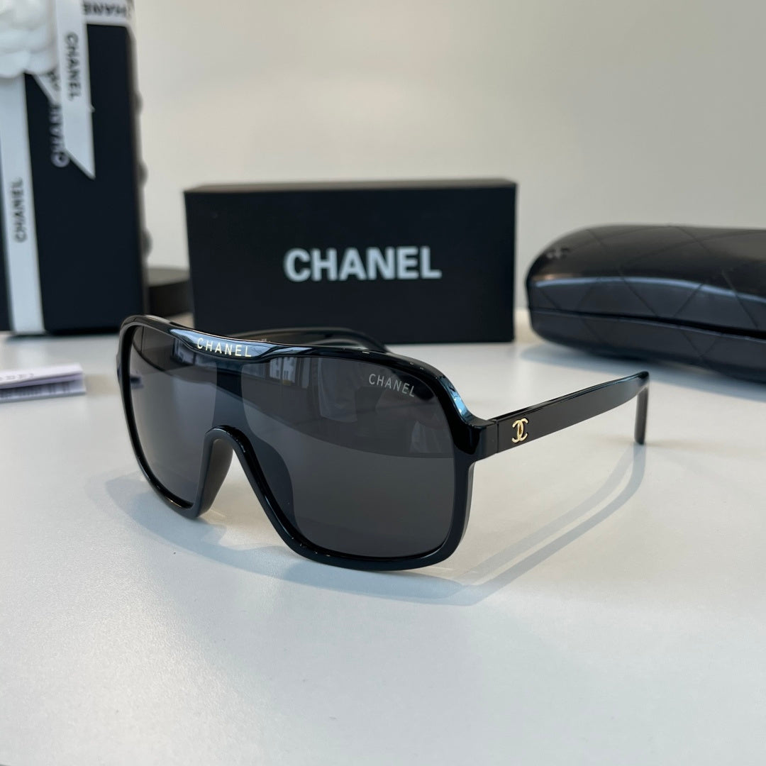 Chanel Fashion Black Lens Sunglasses for Men & Women - 493468 - detail image 3