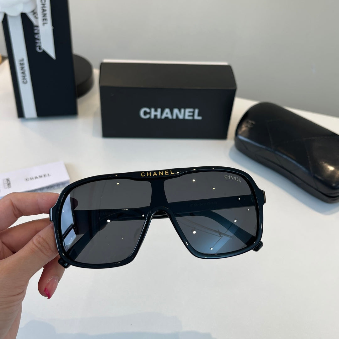 Chanel Fashion Black Lens Sunglasses for Men & Women - 493468 - detail image 6