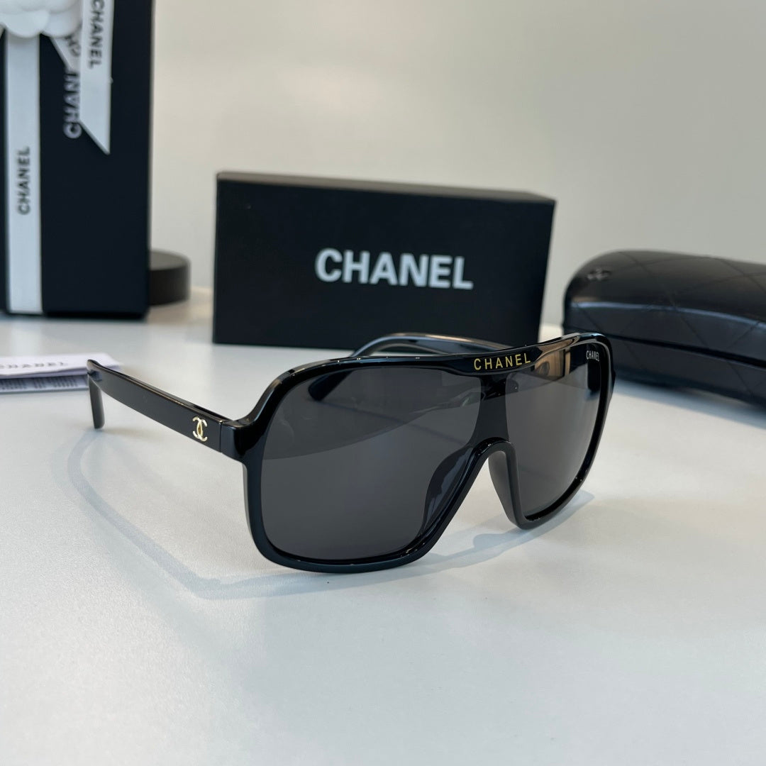 Chanel Fashion Black Lens Sunglasses for Men & Women - 493468