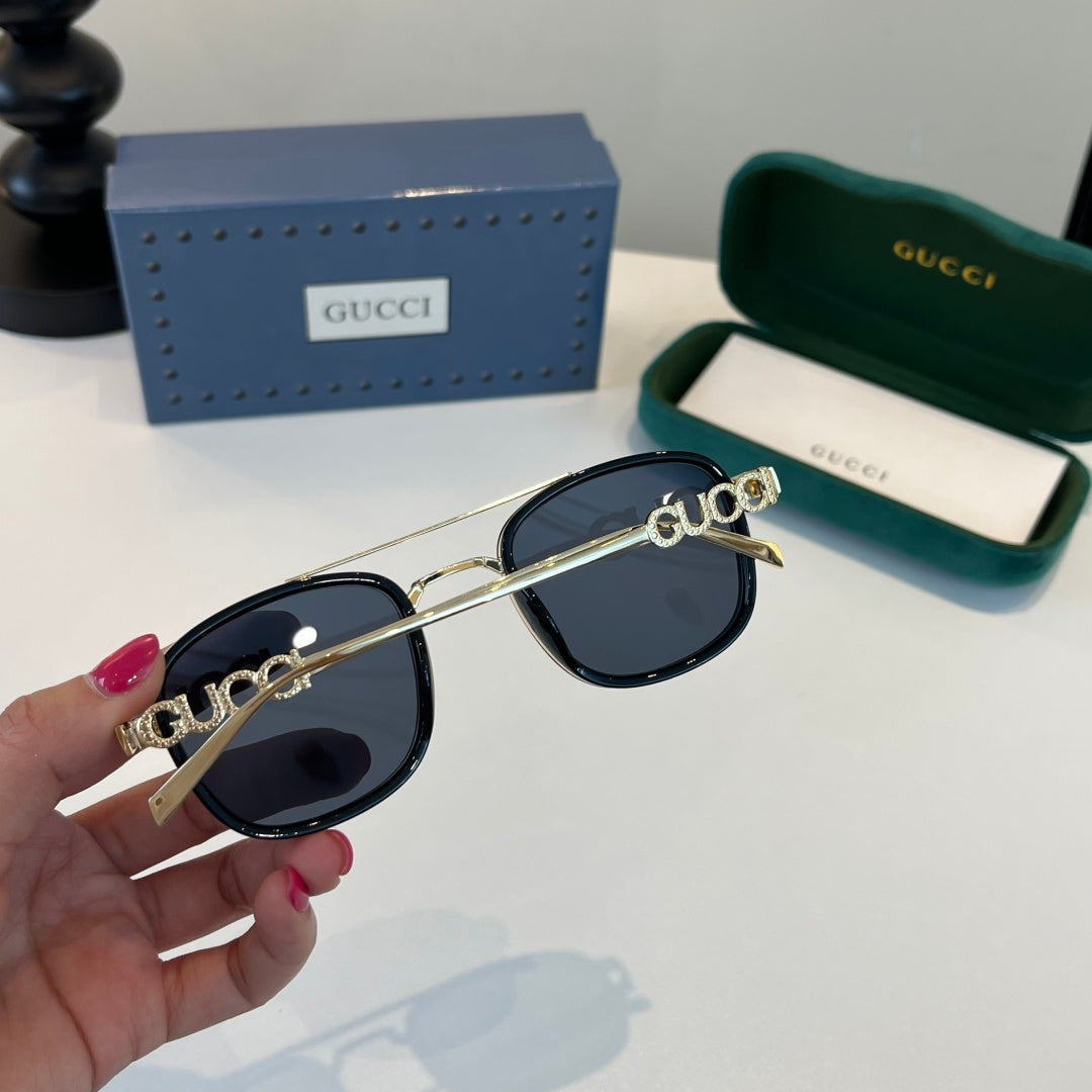 Gucci Oversized Silver Lens Sunglasses for Men & Women - 493356 - detail image 8