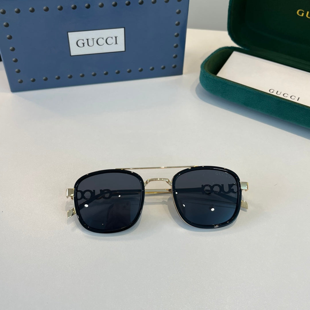 Gucci Oversized Silver Lens Sunglasses for Men & Women - 493356 - detail image 4