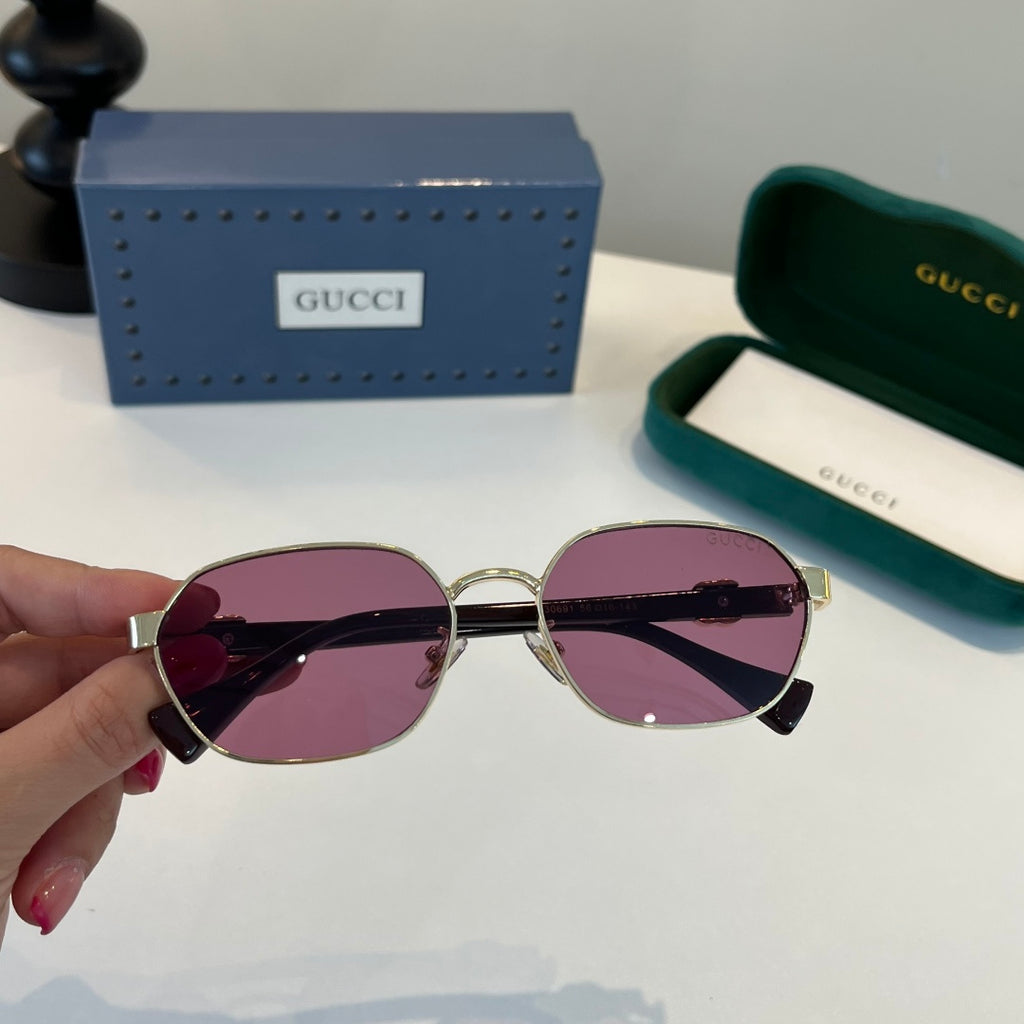 Gucci Oversized Red Lens Sunglasses for Men & Women - detail image 6