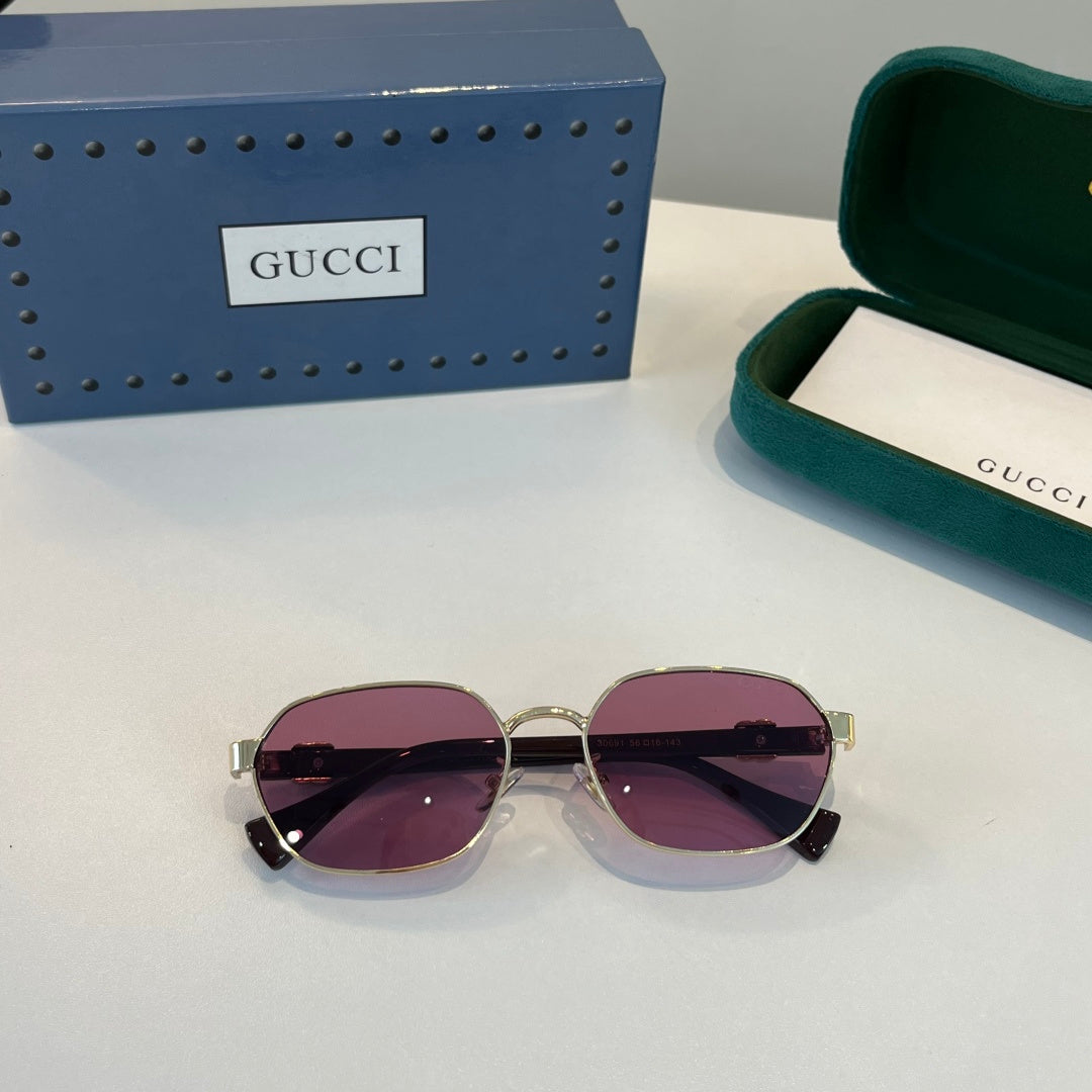 Gucci Oversized Red Lens Sunglasses for Men & Women - detail image 4