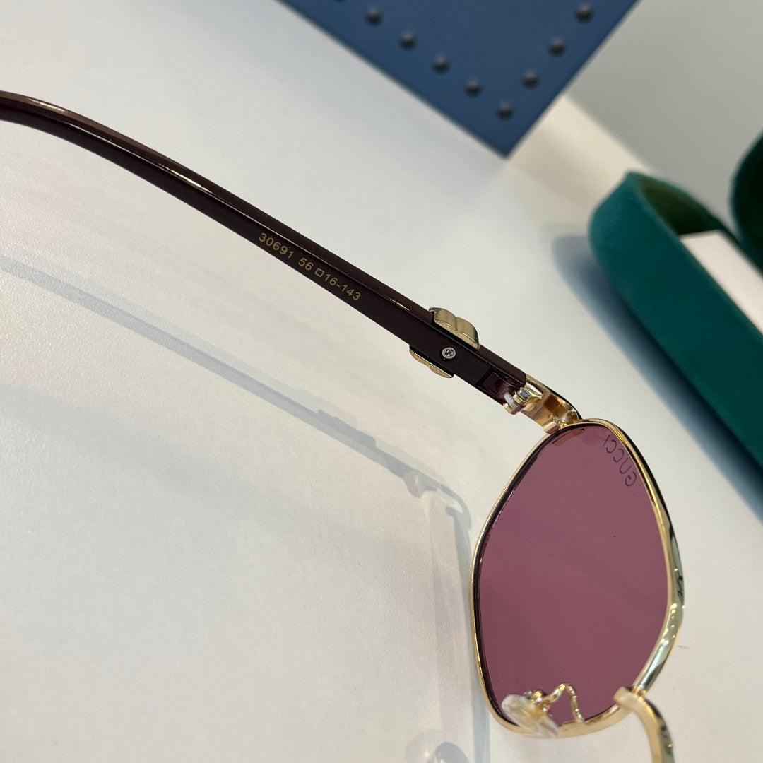 Gucci Oversized Red Lens Sunglasses for Men & Women - detail image 10
