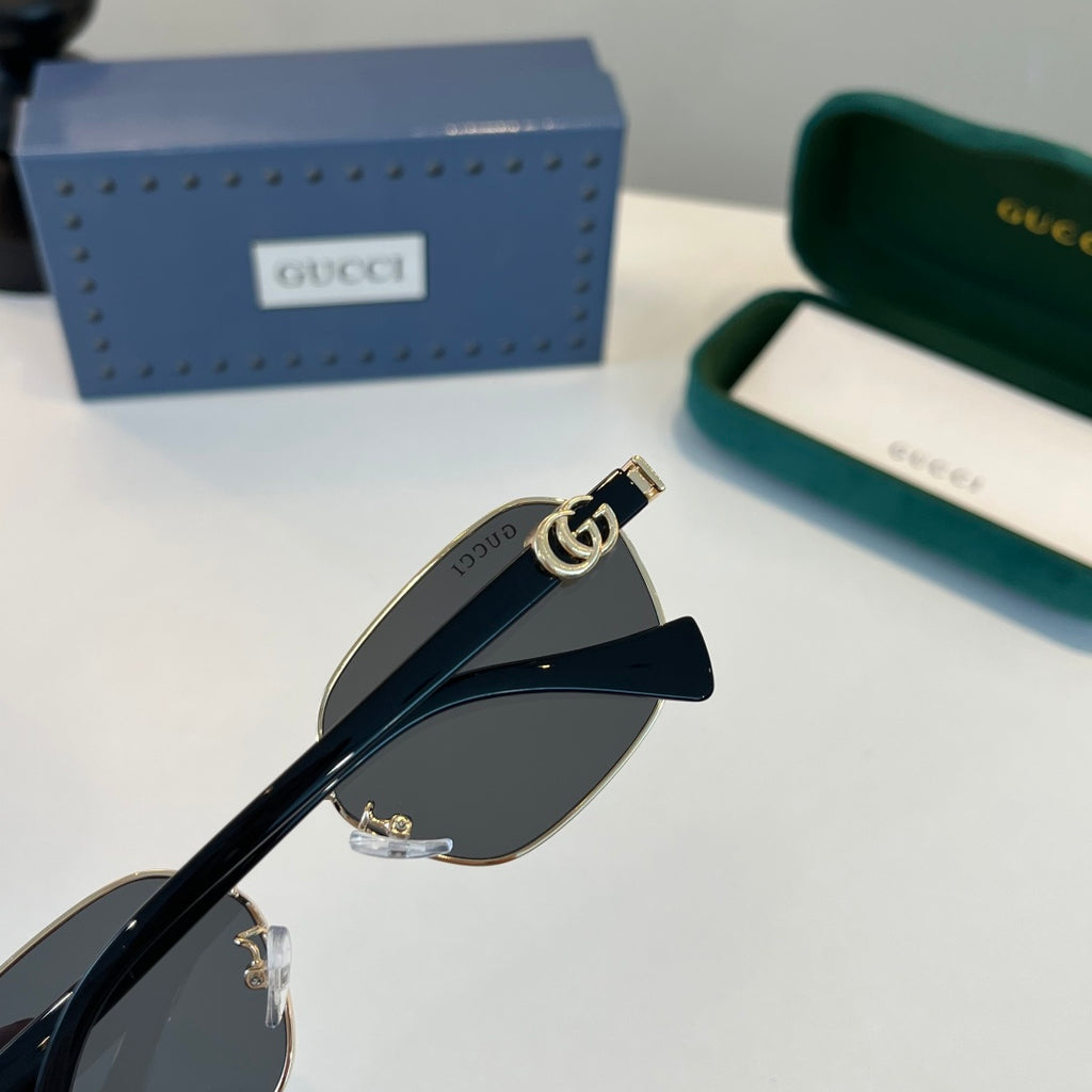 Gucci Oversized Silver Lens Sunglasses for Men & Women - detail image 5