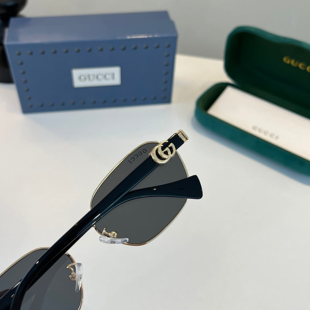 Gucci Oversized Silver Lens Sunglasses for Men & Women - detail image 5