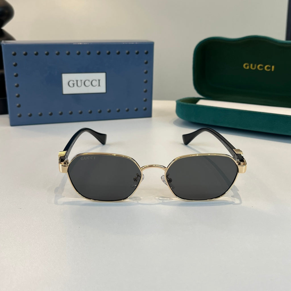 Gucci Oversized Silver Lens Sunglasses for Men & Women - detail image 2