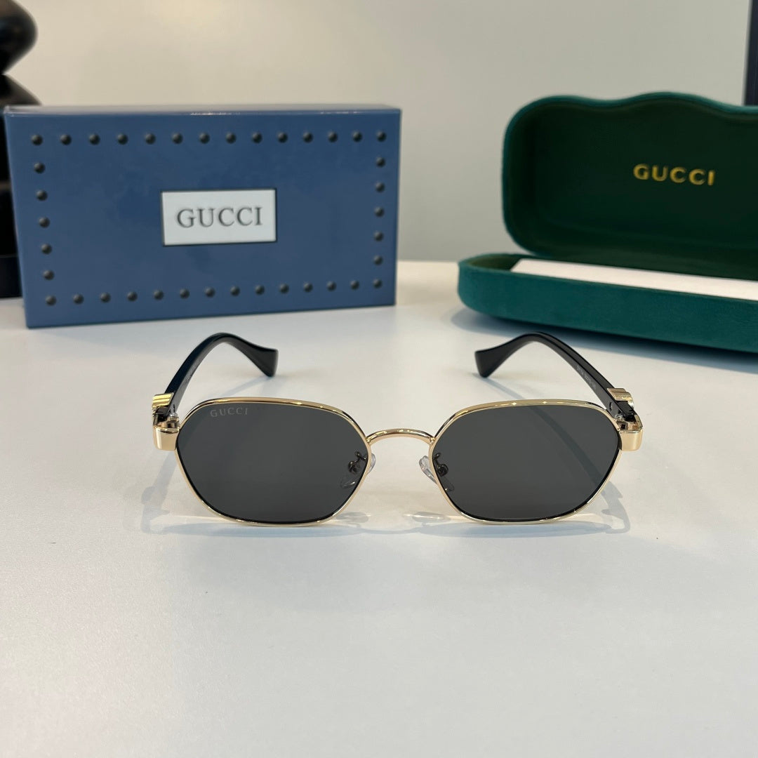 Gucci Oversized Silver Lens Sunglasses for Men & Women - detail image 2