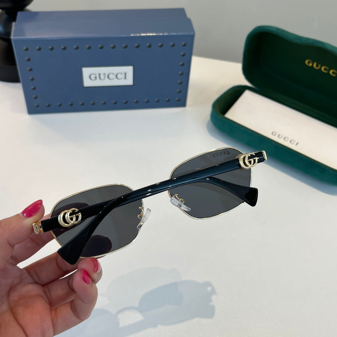 Gucci Oversized Silver Lens Sunglasses for Men & Women - detail image 6
