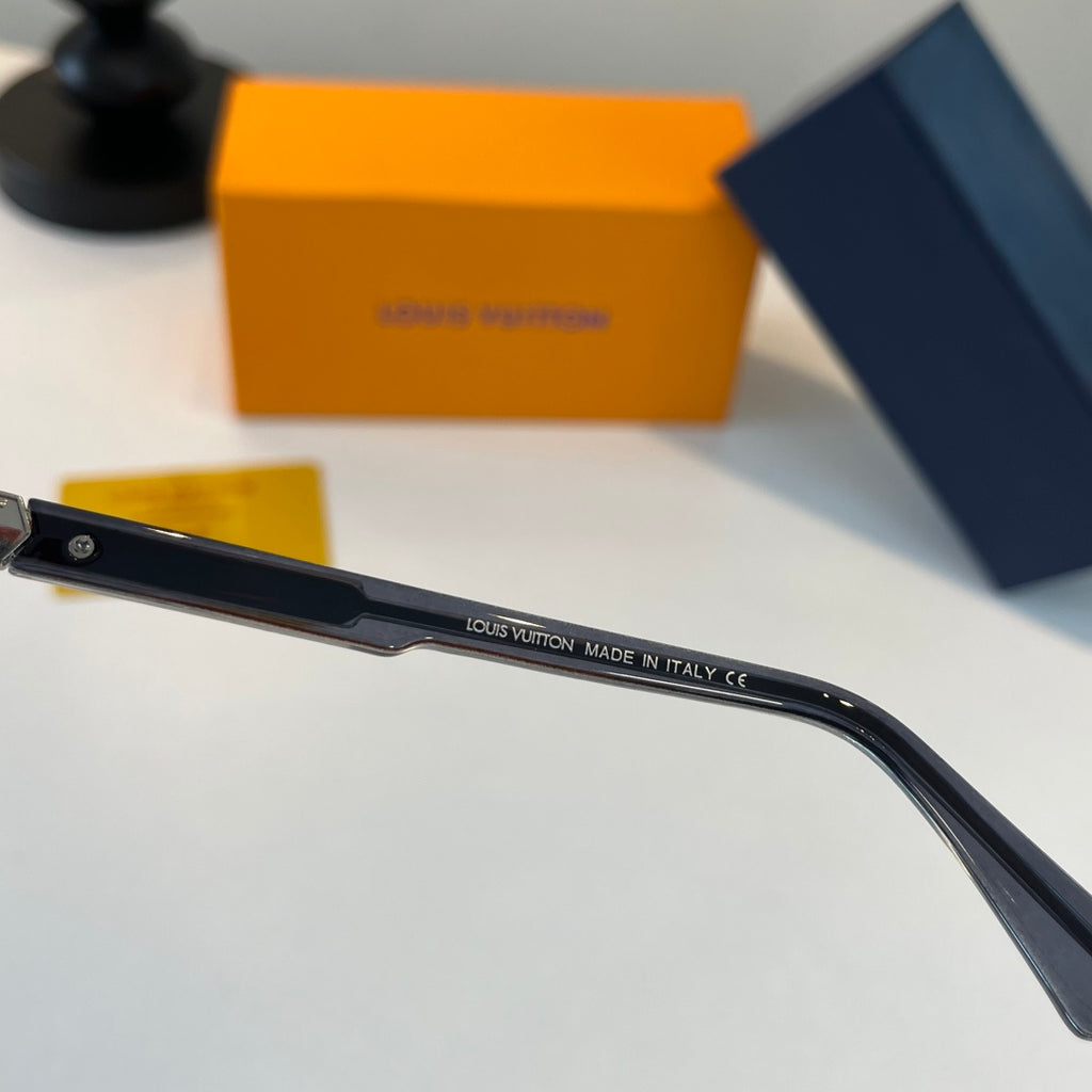 Louis Vuitton Fashion Silver Lens Sunglasses for Men & Women - 493081 - detail image 10