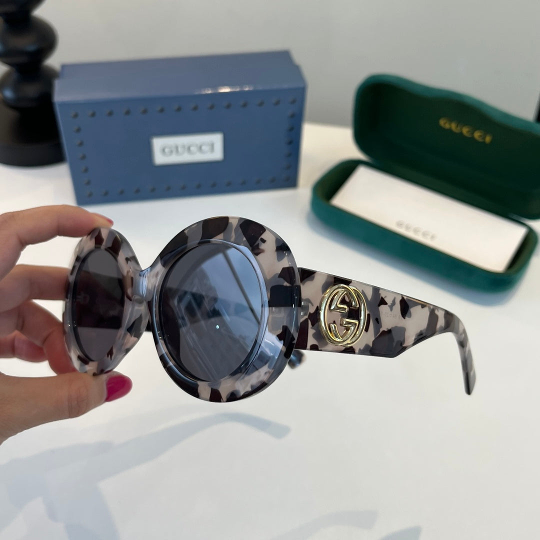 Gucci Oversized Black Lens Sunglasses for Women - detail image 8