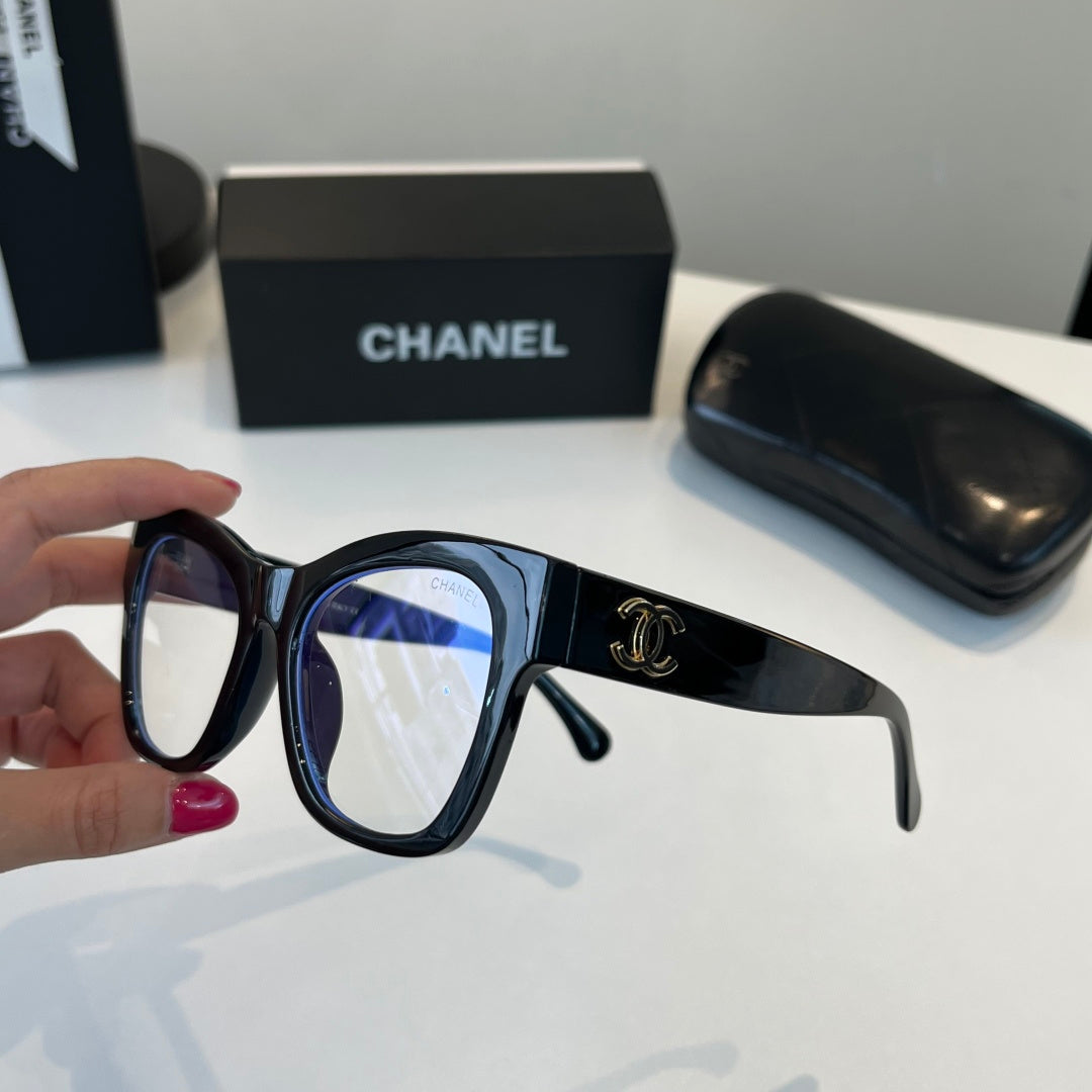 Chanel Oversized Silver Lens Sunglasses for Women - detail image 4