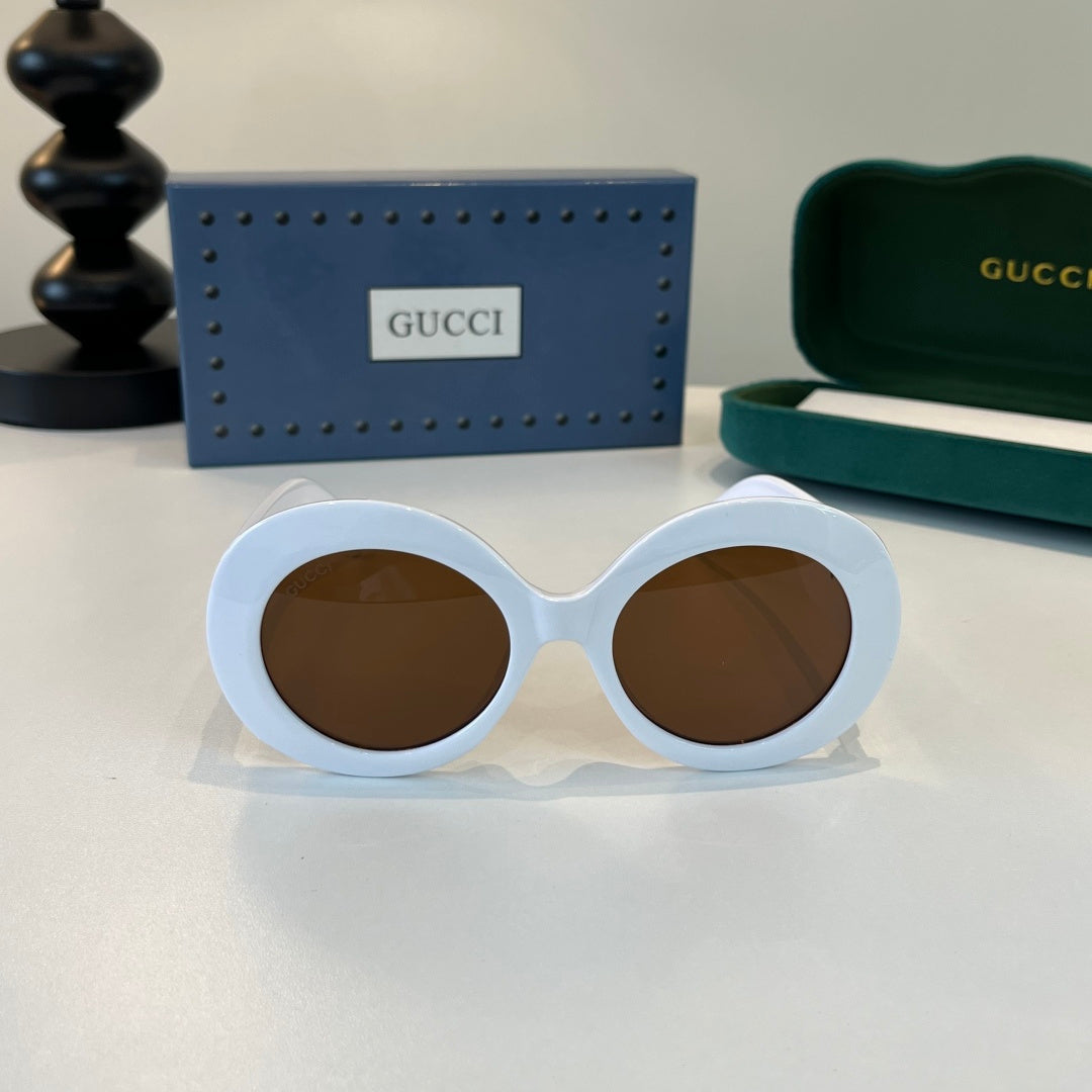 Gucci Oversized Brown Lens Sunglasses for Women - detail image 2