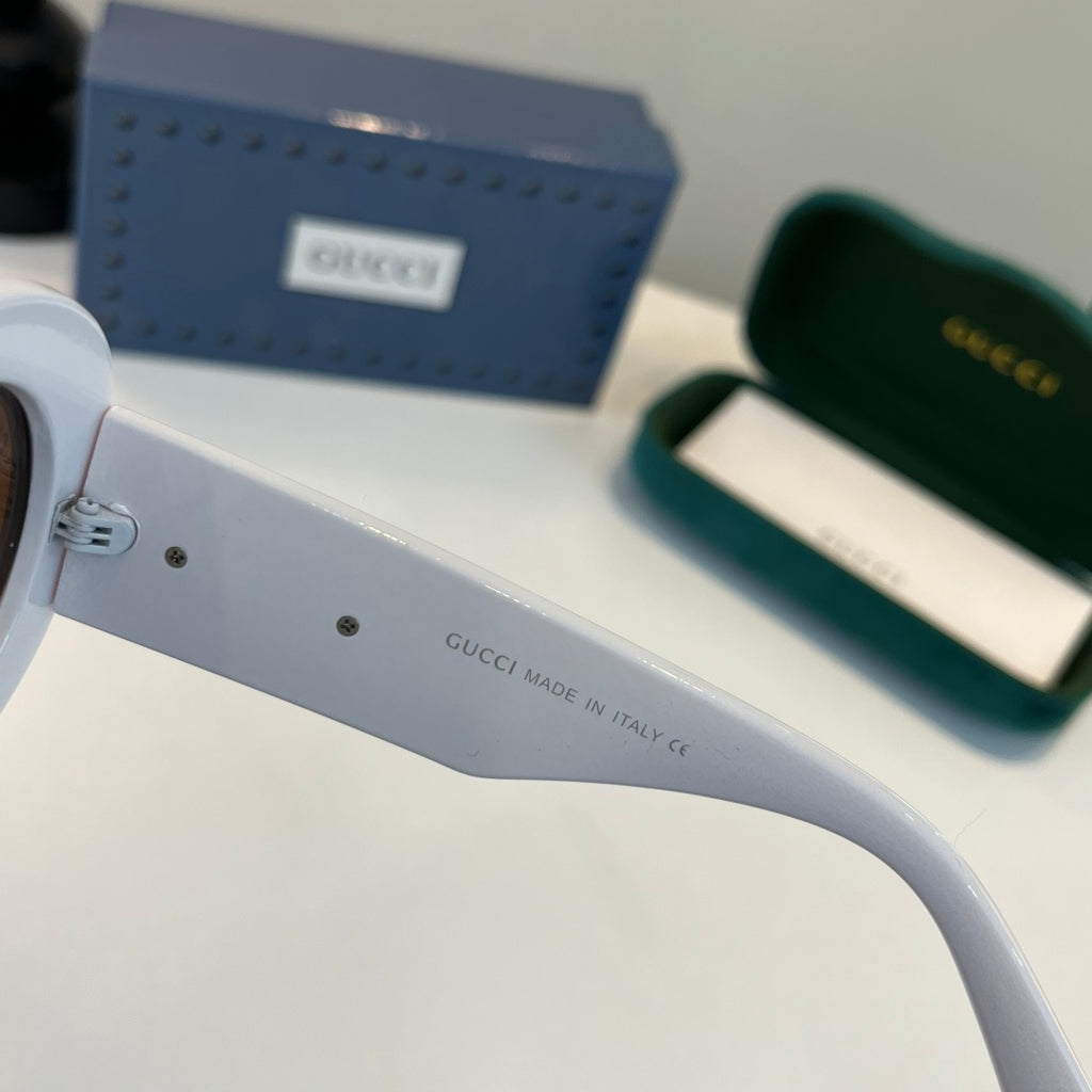 Gucci Oversized Brown Lens Sunglasses for Women - detail image 9