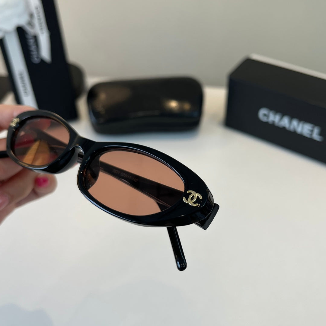 Chanel Cat-Eye Silver Lens Sunglasses for Men & Women - 465126 - detail image 6