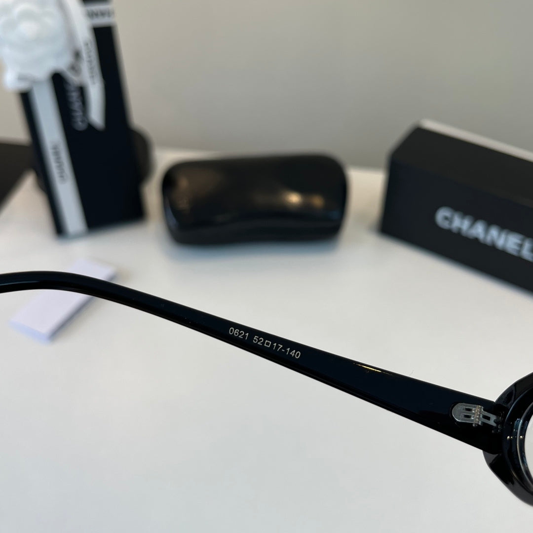 Chanel Cat-Eye Silver Lens Sunglasses for Men & Women - 465127 - detail image 8
