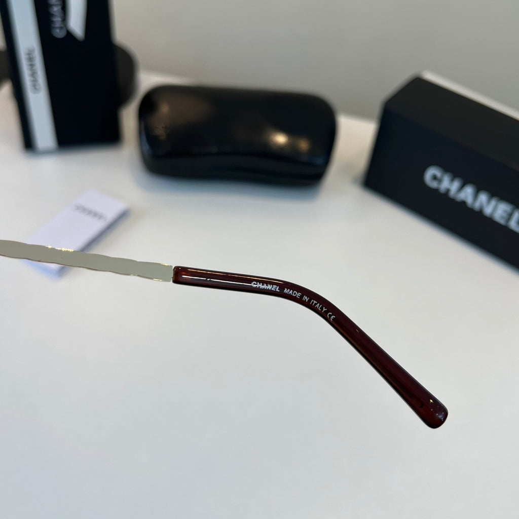 Chanel Fashion Red Lens Sunglasses for Men & Women - 465129 - detail image 9