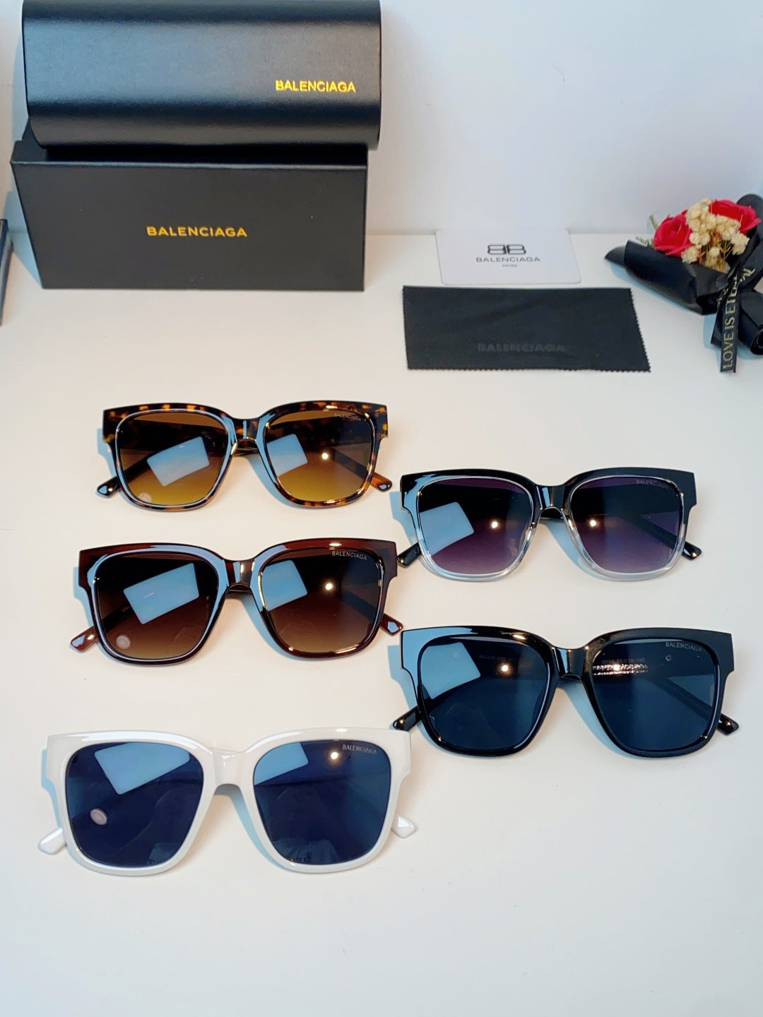 Balenciaga Fashion Black Lens Sunglasses for Men & Women - 358655 - detail image 12