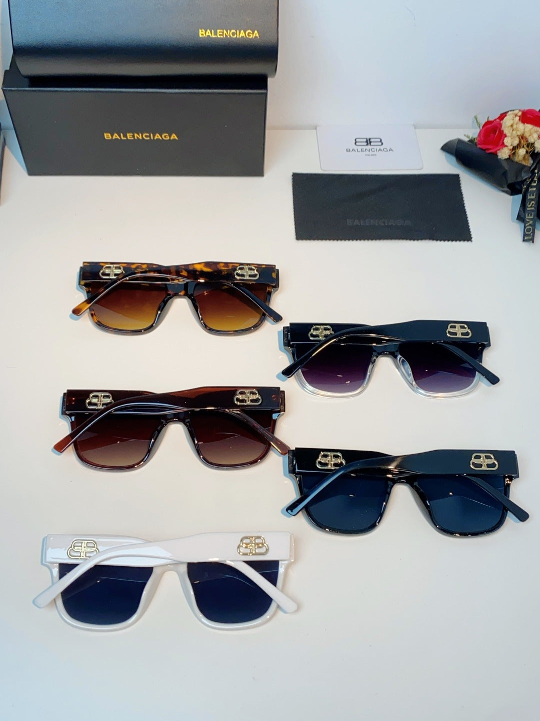 Balenciaga Fashion Black Lens Sunglasses for Men & Women - 358655 - detail image 11