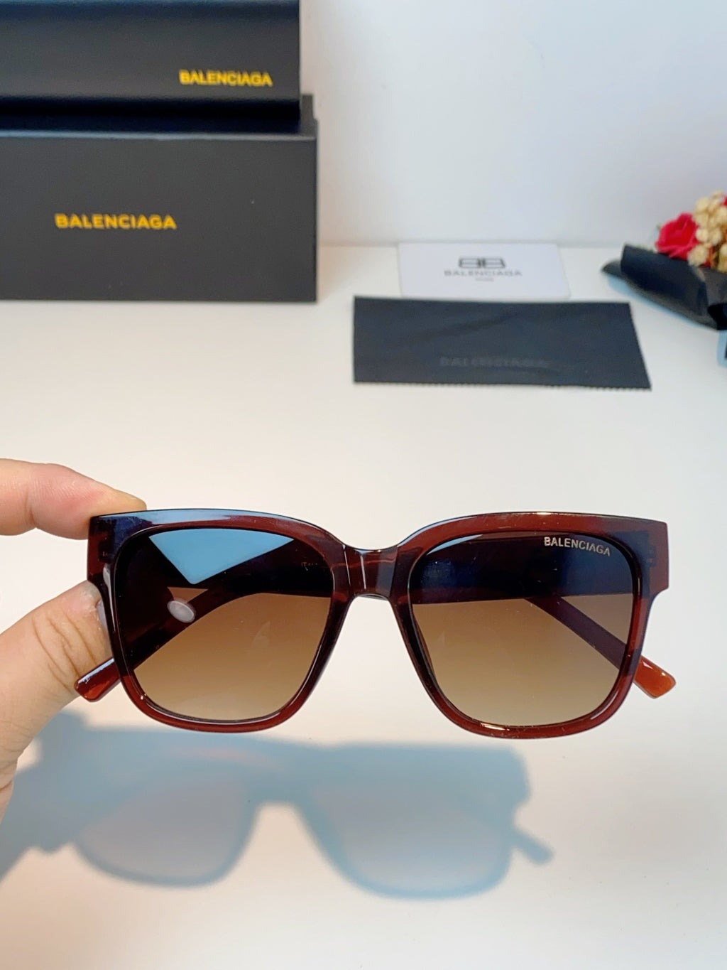 Balenciaga Fashion Red Lens Sunglasses for Men & Women - 358653 - detail image 4