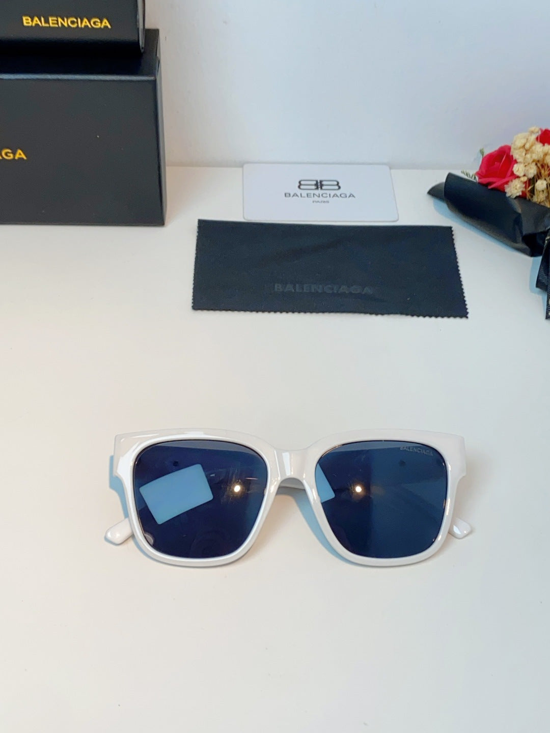 Balenciaga Fashion Silver Lens Sunglasses for Men & Women - 358654 - detail image 9