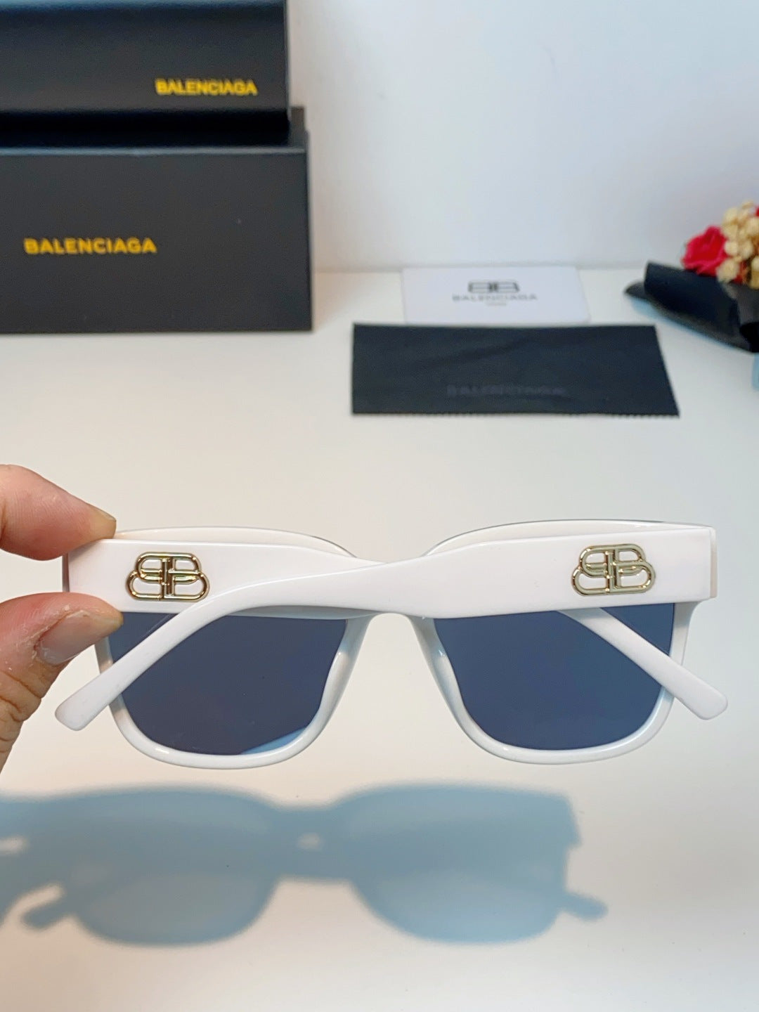 Balenciaga Fashion Silver Lens Sunglasses for Men & Women - 358654 - detail image 5