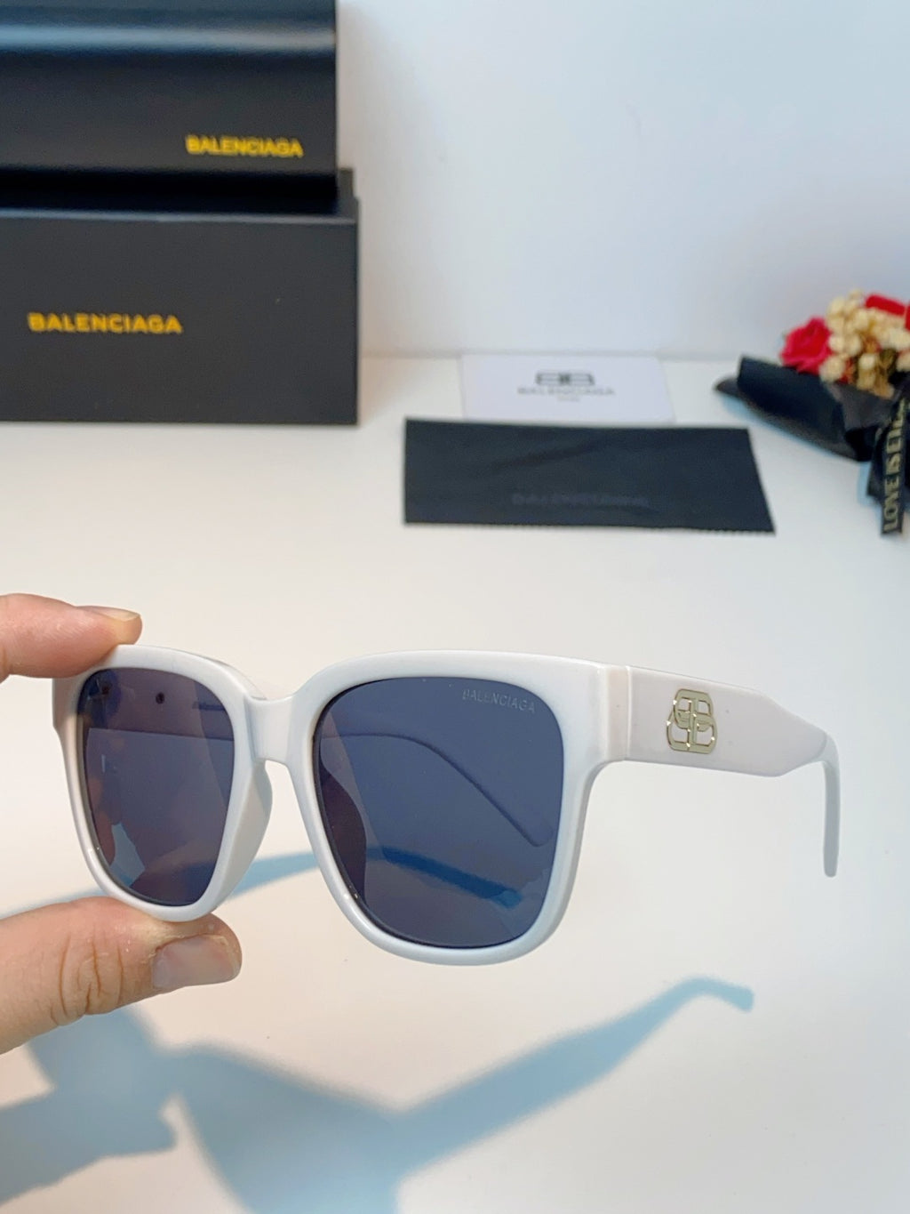 Balenciaga Fashion Silver Lens Sunglasses for Men & Women - 358654 - detail image 6