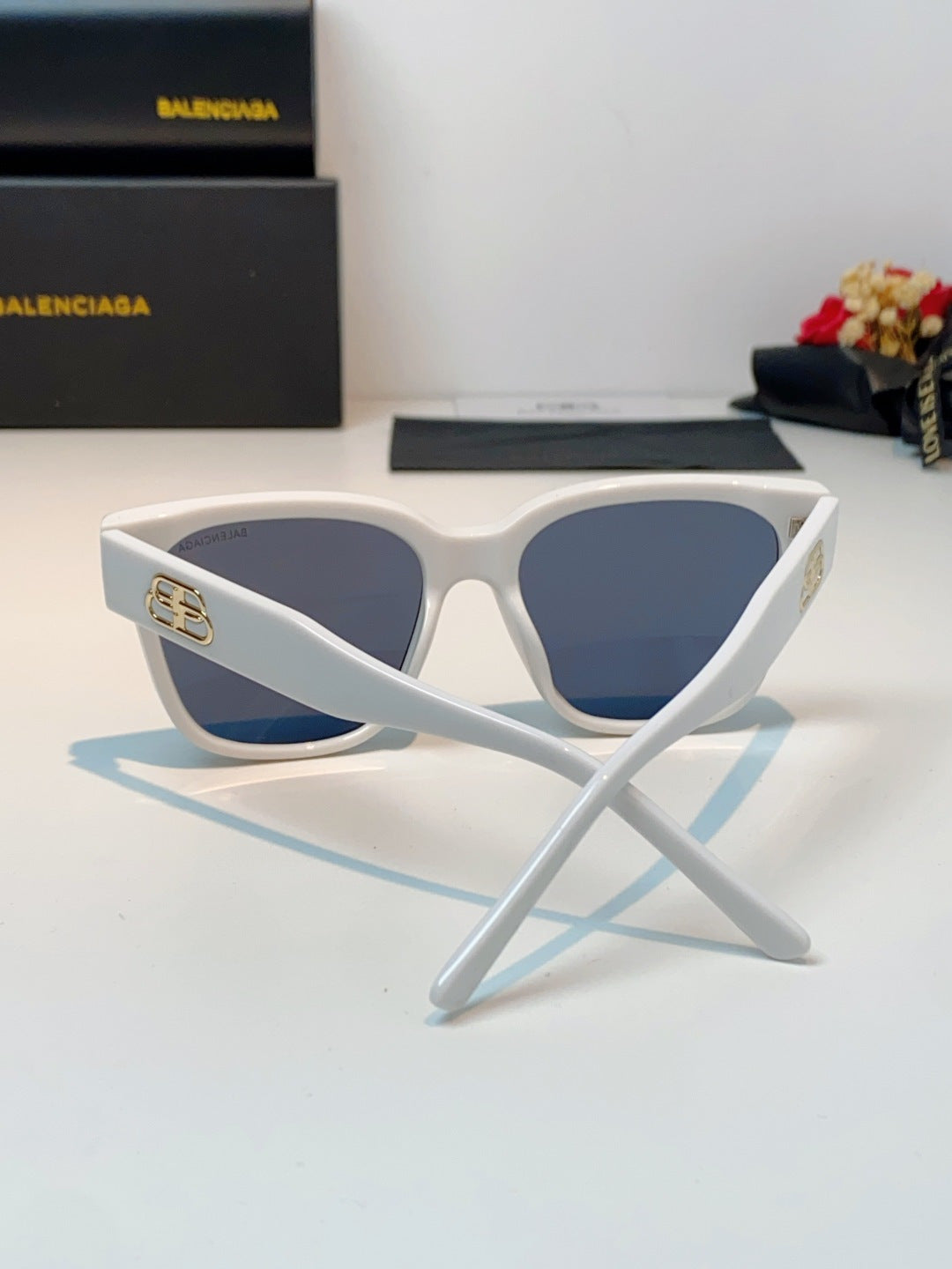 Balenciaga Fashion Silver Lens Sunglasses for Men & Women - 358654 - detail image 3