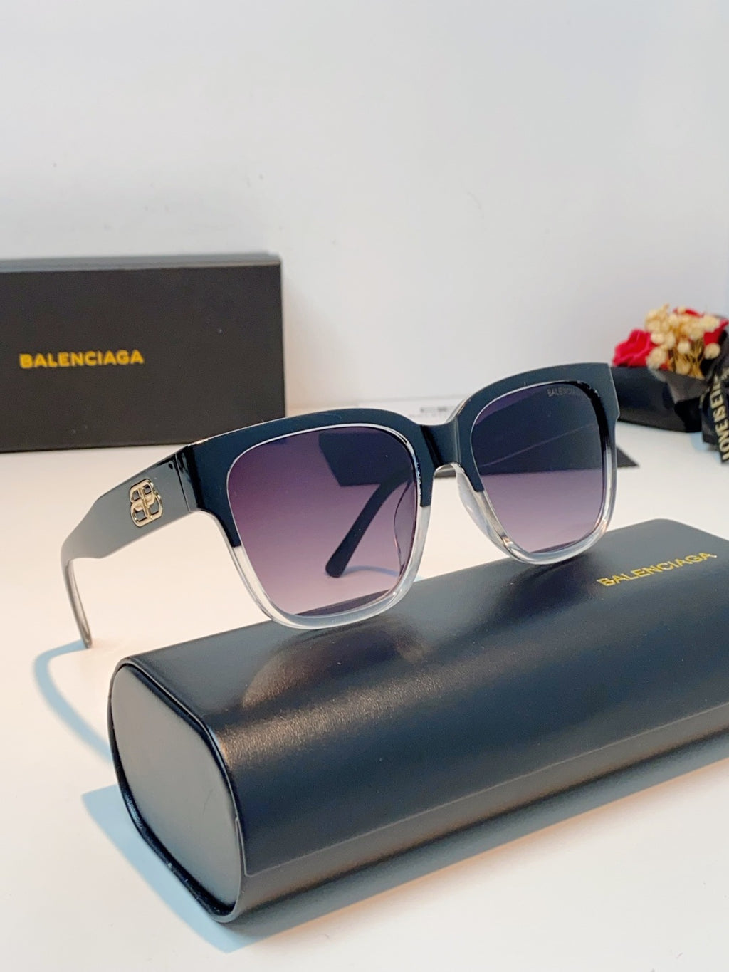 Balenciaga Fashion Black Lens Sunglasses for Men & Women - 358655 - detail image 10